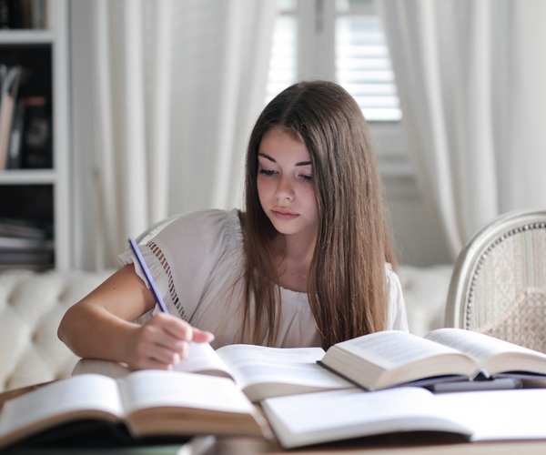 8 Effective Ways to Help Students Build Reading Confidence – Aussie ...