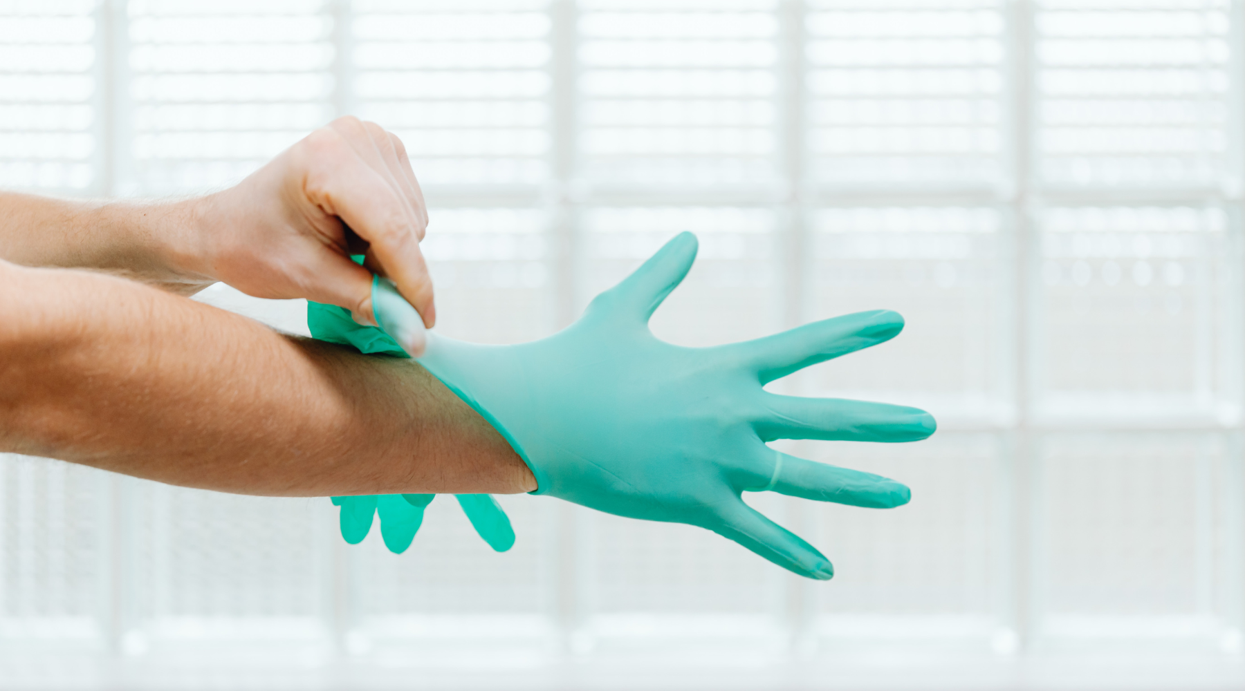 What’s Driving Higher Prices for Nitrile & Vinyl Gloves in Australia Now?