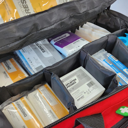 astAid R4 Constructa Medic™ First Aid Kit color coded content & bag compartments
